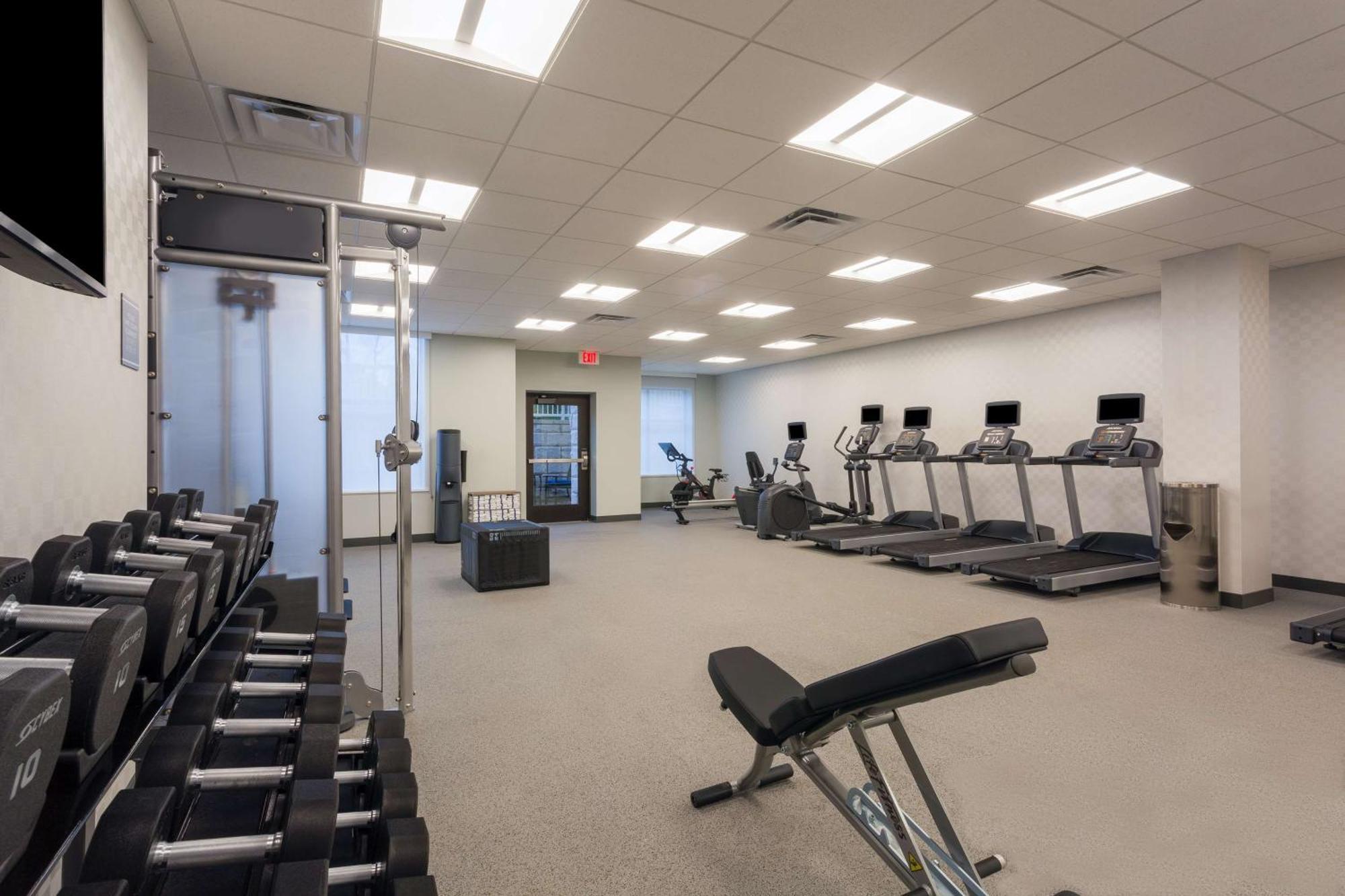 Homewood Suites By Hilton Reston, Va Екстериор снимка